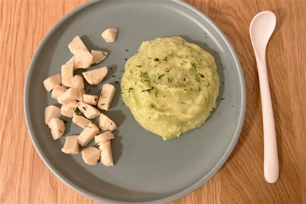 Grönt mos med fiskbullar
