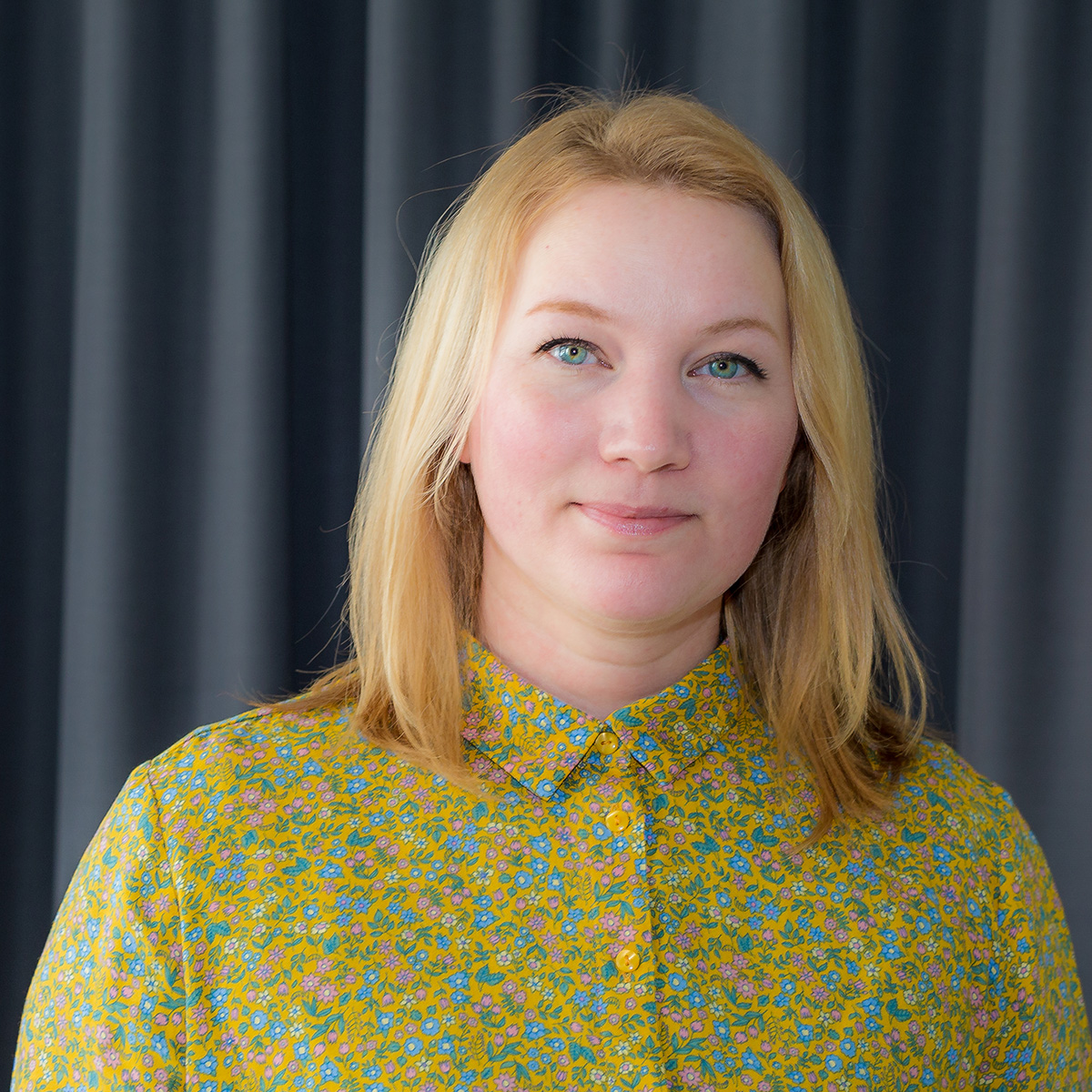 Emma Möller (sem. 29 juni-25 juli, föräldraledig 26 juli-5 aug - åter 8 aug) Bild på Emma Möller (sem. 29 juni-25 juli, föräldraledig 26 juli-5 aug - åter 8 aug)